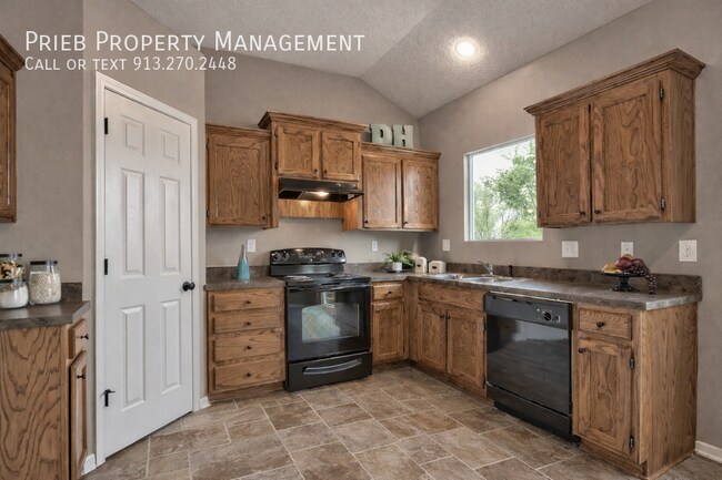 Foto del edificio - 233 W Fountain Cir