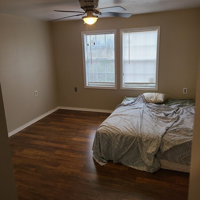 Foto del edificio - 810 Kyle St