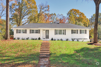 Building Photo - 5329 Seacroft Rd