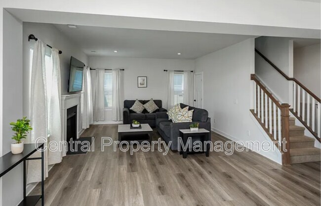 Foto del edificio - 200 Hollythorpe Ln