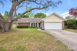 Building Photo - 707 Osage Dr