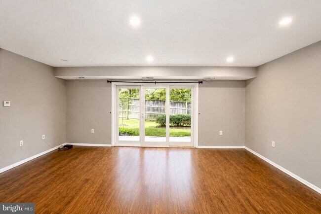 Foto del edificio - 204 Park Terrace Ct SE