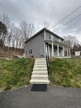 Building Photo - 91 Reynolds Bridge Rd