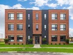 Primary Photo - 6543 W Dickens Ave