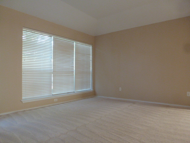 Building Photo - 123 Snake Dance Dr