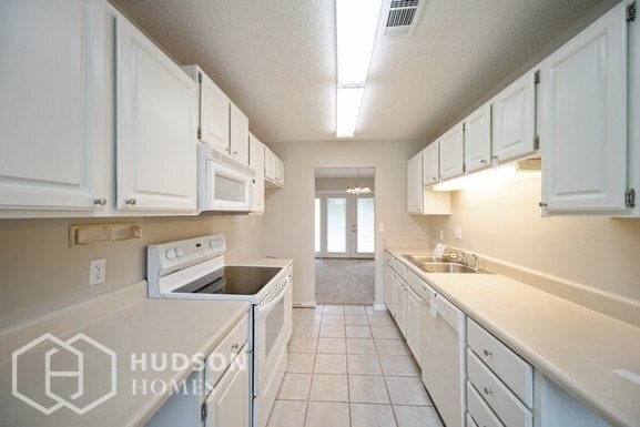 Building Photo - NOW AVAILABLE! 1580 Janice Court, Gulf Bre...