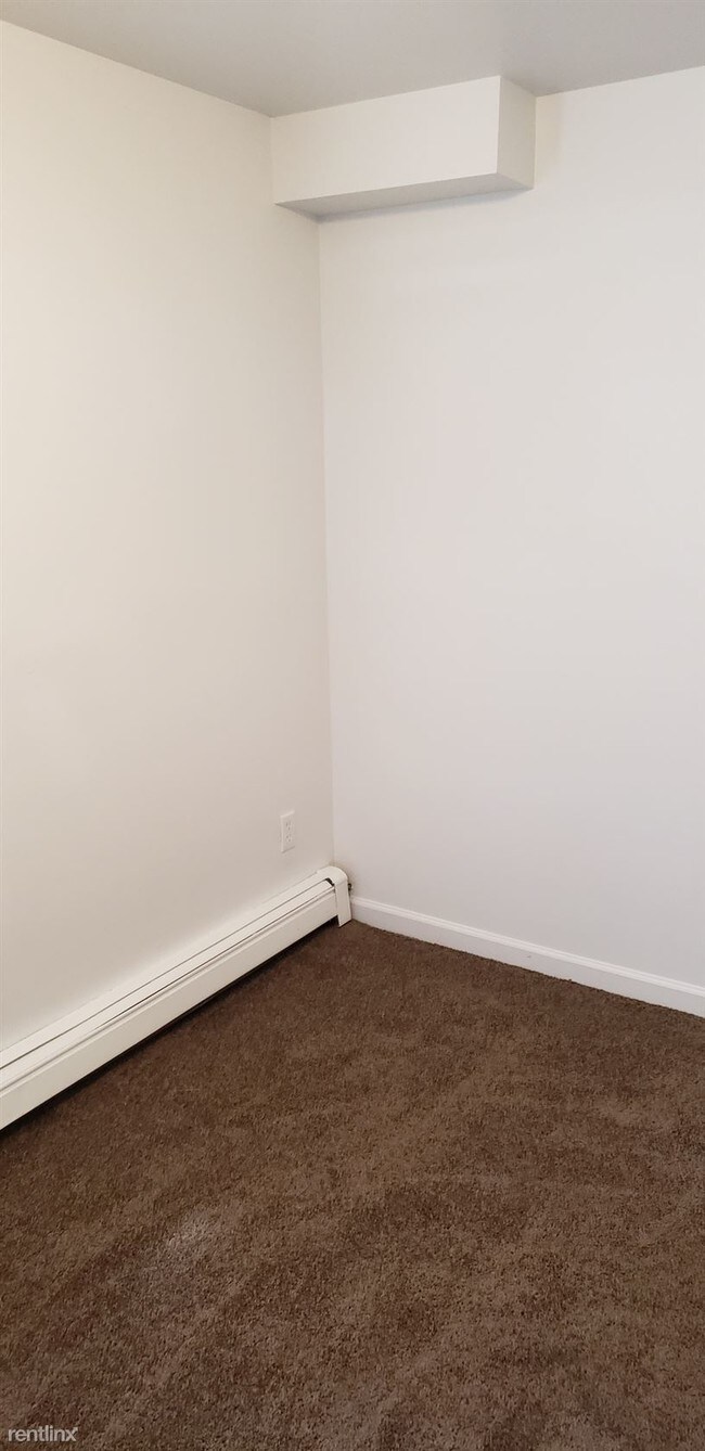 Foto del edificio - 2 br, 1 bath  - 211 N Washington St Apt 9
