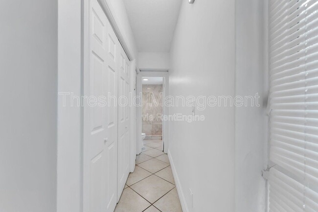 Foto del edificio - 150 SW 10th St