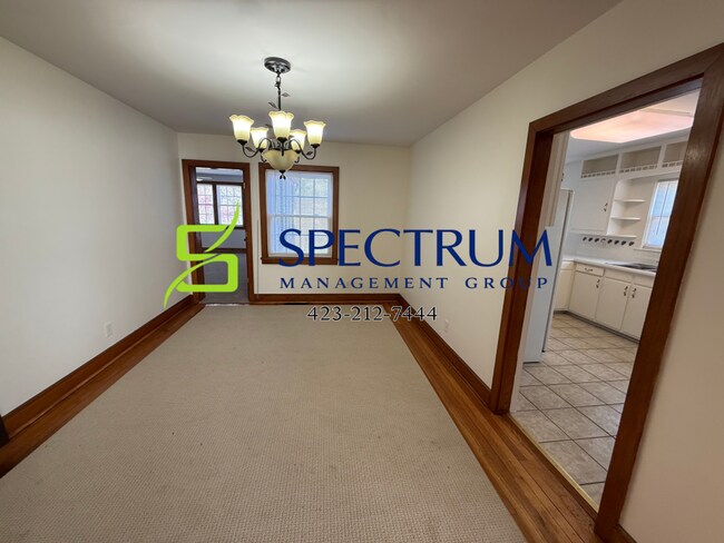 Foto del edificio - 1148 Lake Dr