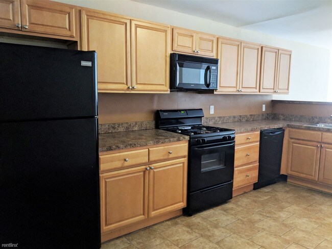 Building Photo - 2 br, 2.5 bath Apartment - 3944 Pine St