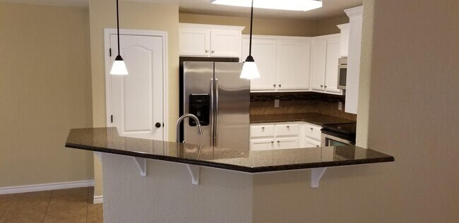 Building Photo - 9610 Taylor Renee Dr