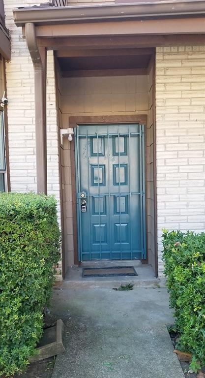 Building Photo - 12400 Brookglade Cir