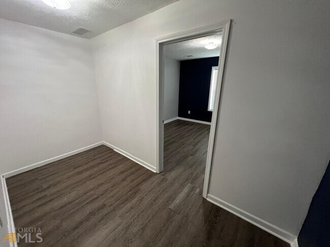 Foto del edificio - 1251 Maxey Ct