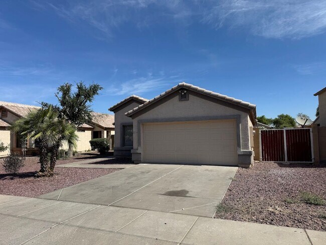 Foto del edificio - Beautiful Home for Rent in Phoenix!