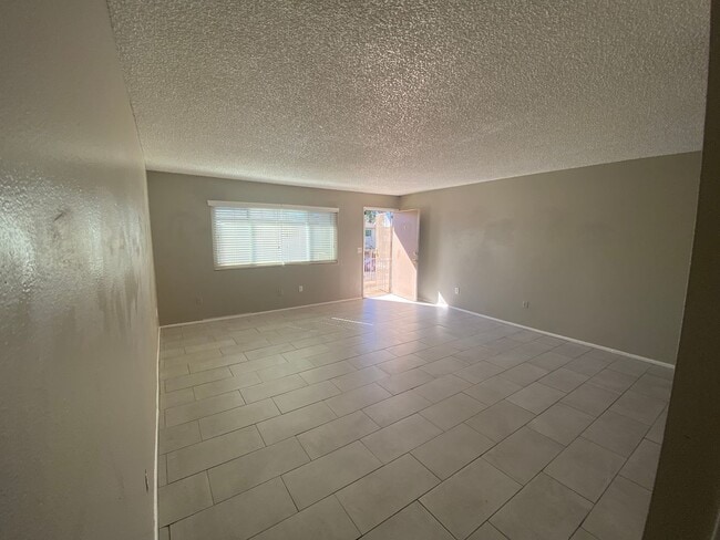 Photo - Northern Lanai 2 Bed 1 Bath Apartment