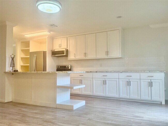 Foto del edificio - 5800 Lumberdale Rd