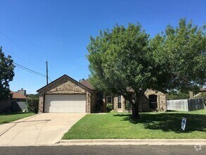 Building Photo - 2210 Illinois Dr