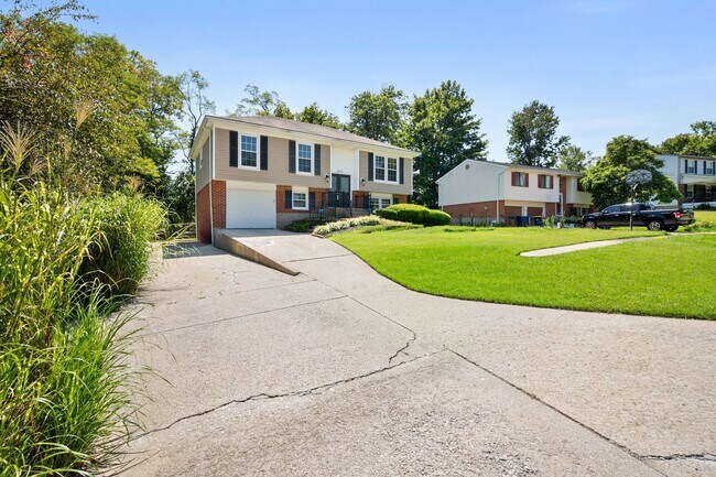 Foto del edificio - 9212 Foxtail Ct