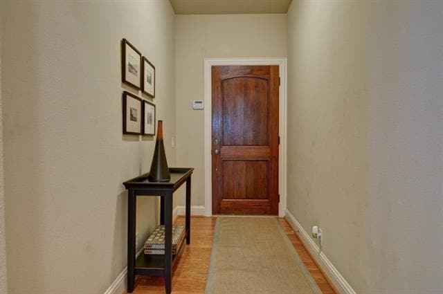 Building Photo - 3117 Rosedale Ave