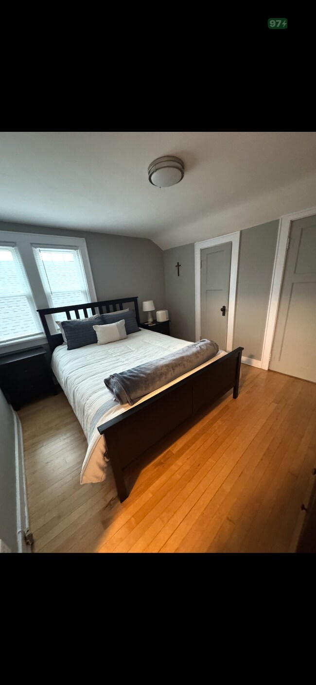 Foto del edificio - 2362 N 69th St