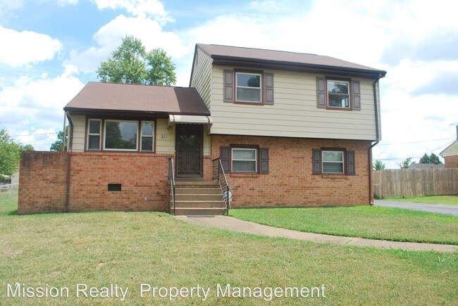 Building Photo - 3 br, 2 bath House - 211 Gawain Drive