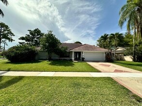 Building Photo - 13965 Aster Ave