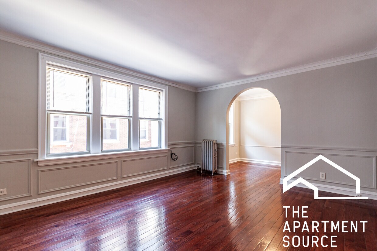 Foto principal - 542 W Surf St