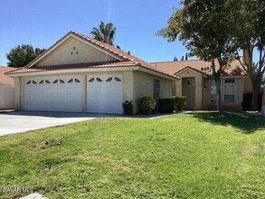 Building Photo - 3716 Vireo Dr