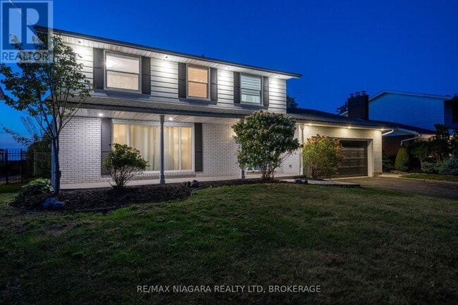 Building Photo - 49 Royal York Rd