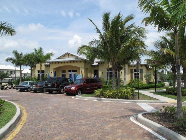 Foto del edificio - 1986 Freeport Dr