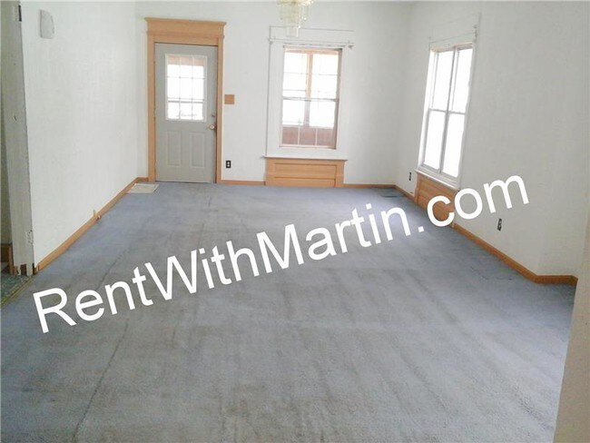 Building Photo - 938 Leavitt St