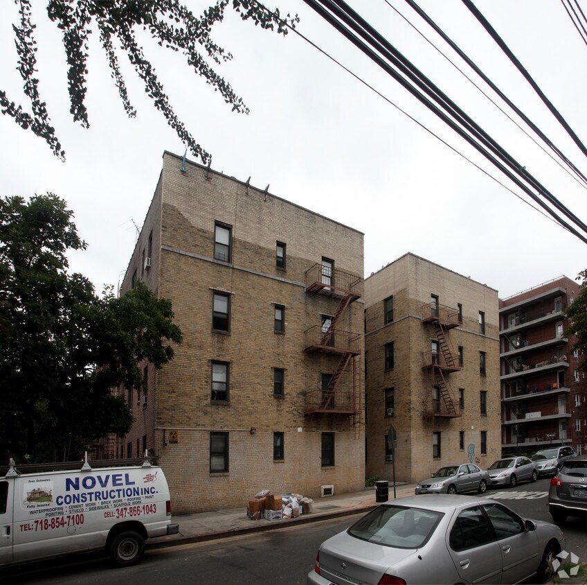 Building Photo - 47-06 88th St