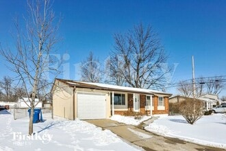 Building Photo - 12029 Glengrove Dr