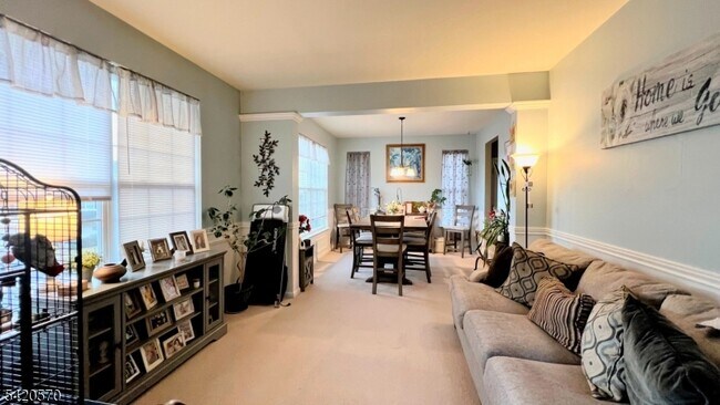 Foto del edificio - 282 Winding Hill Dr