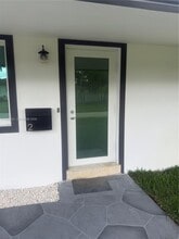 Building Photo - 2308 NW 3rd Ave