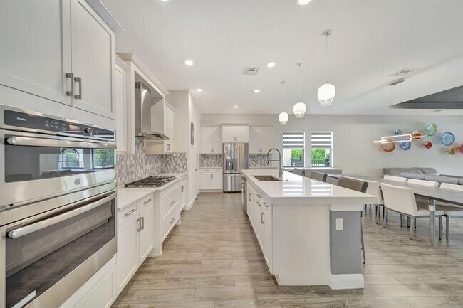 Foto del edificio - 8720 E Baypoint Cir