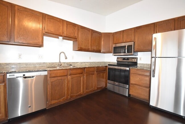 Foto del edificio - Available November 1st - updated 3 bed, 2....
