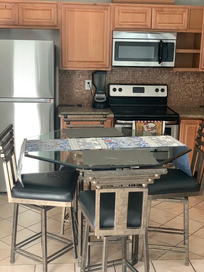 Foto del edificio - 82075 Country Club Dr