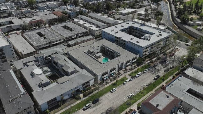  - Jordan Tropicana Apartments