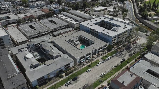  - Jordan Tropicana Apartments
