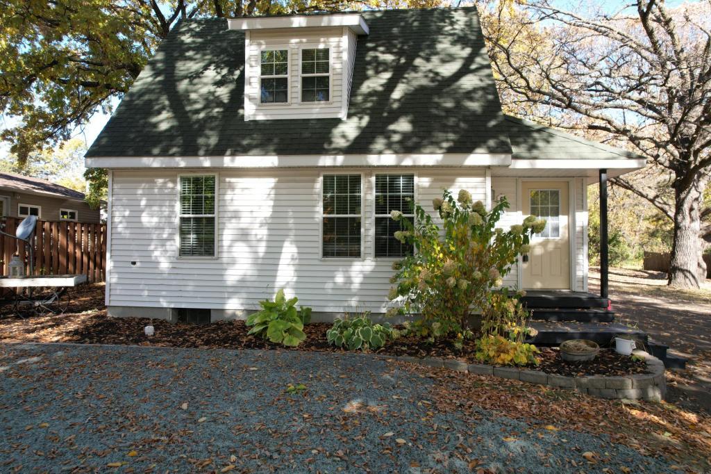 Primary Photo - 640 W Beech Ave