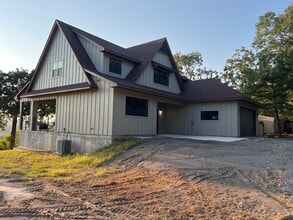 Building Photo - 29177 S Ranch Ln