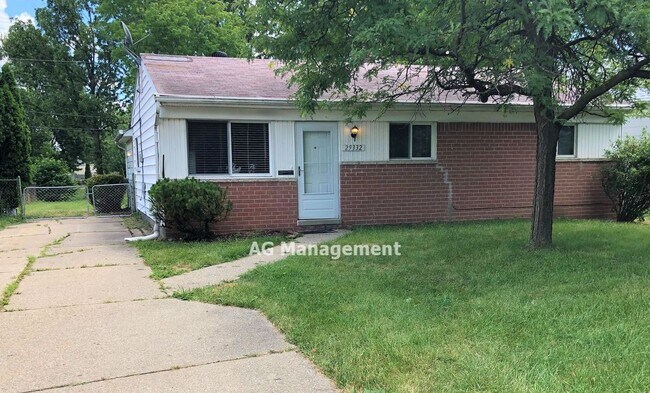 Building Photo - 29332 Utica Rd