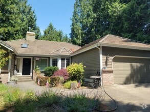 Building Photo - 63 Mainsail Ln