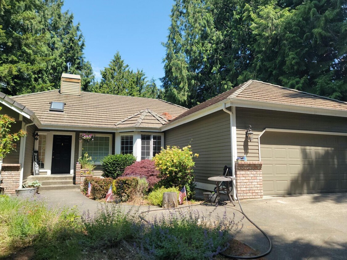 Primary Photo - 3 Bedroom Port Ludlow Rambler