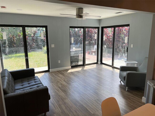 Foto del edificio - 234 Avalon Ave