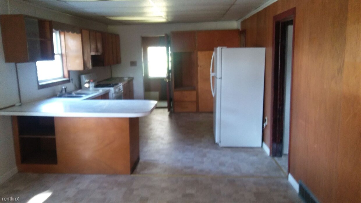 Foto del edificio - 4 br, 1.5 bath House - 405 N Midland St