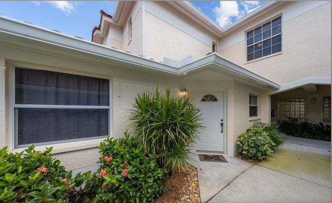 Building Photo - 640 Lalique Cir
