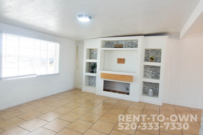 Building Photo - 941 S Baylor Dr