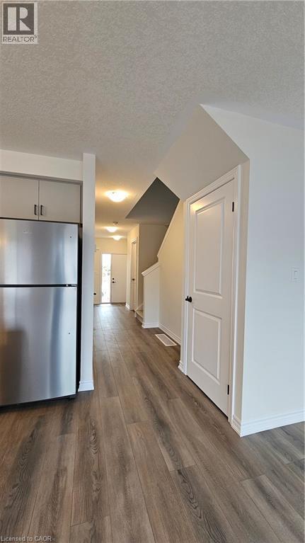 Building Photo - 395 Benninger Dr
